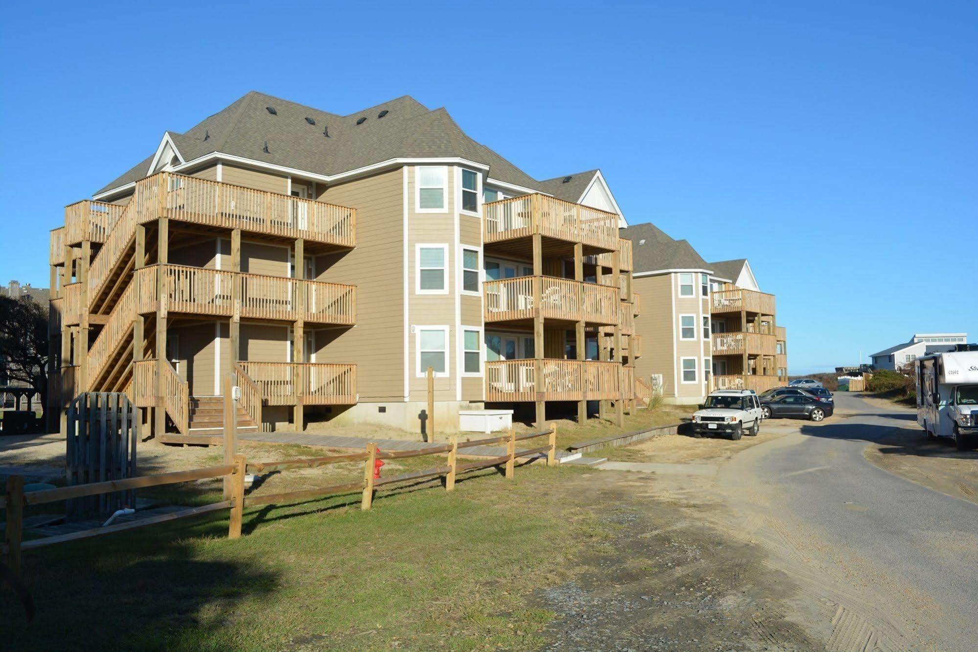 Barrier Island Station Hotel Дък Екстериор снимка